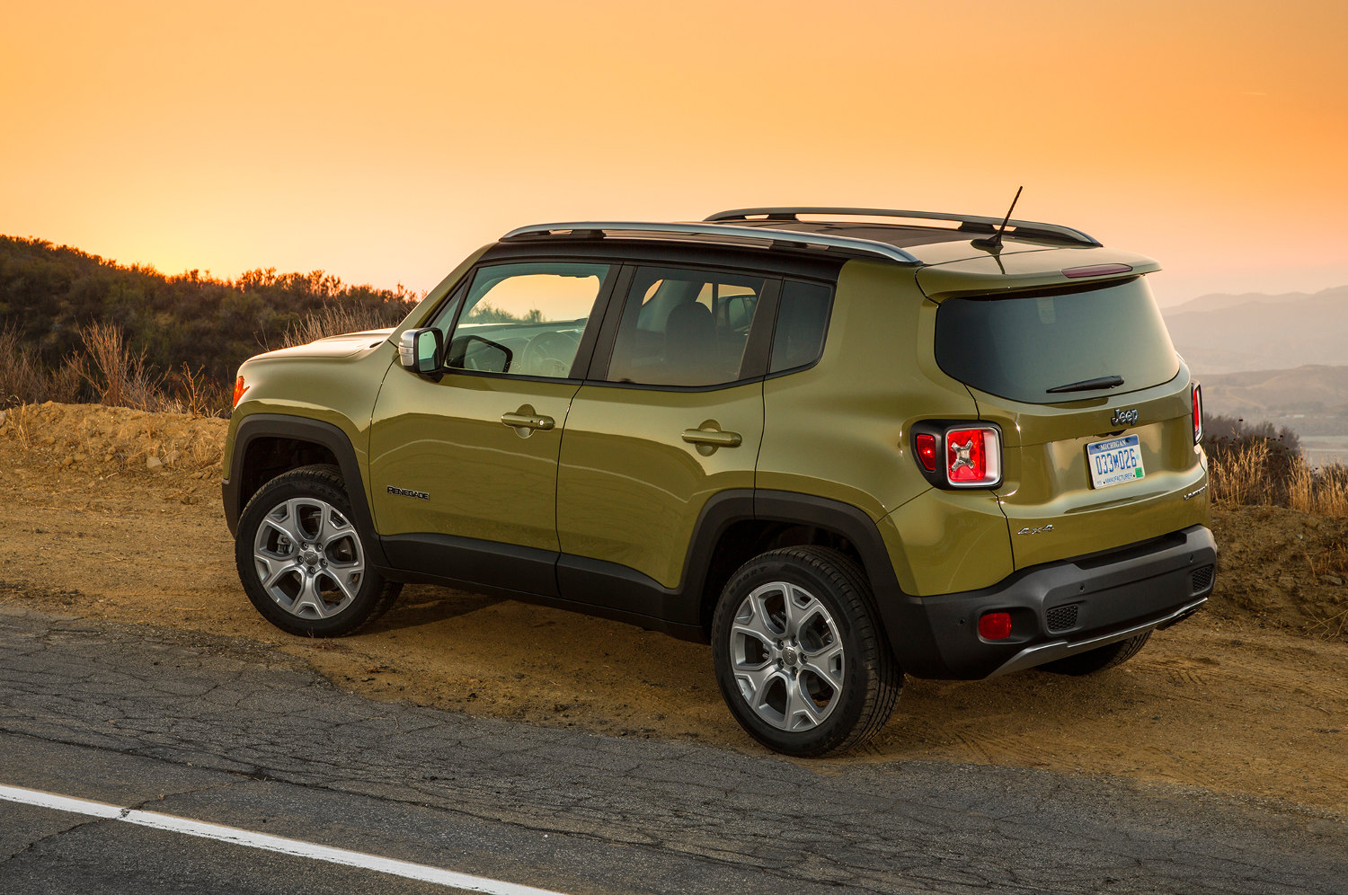 Jeep Renegade Limited 2016 SUV Drive
